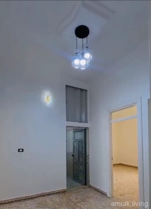  بسم الله الرحمن الرحيم للبيع 3غرف طابق 3