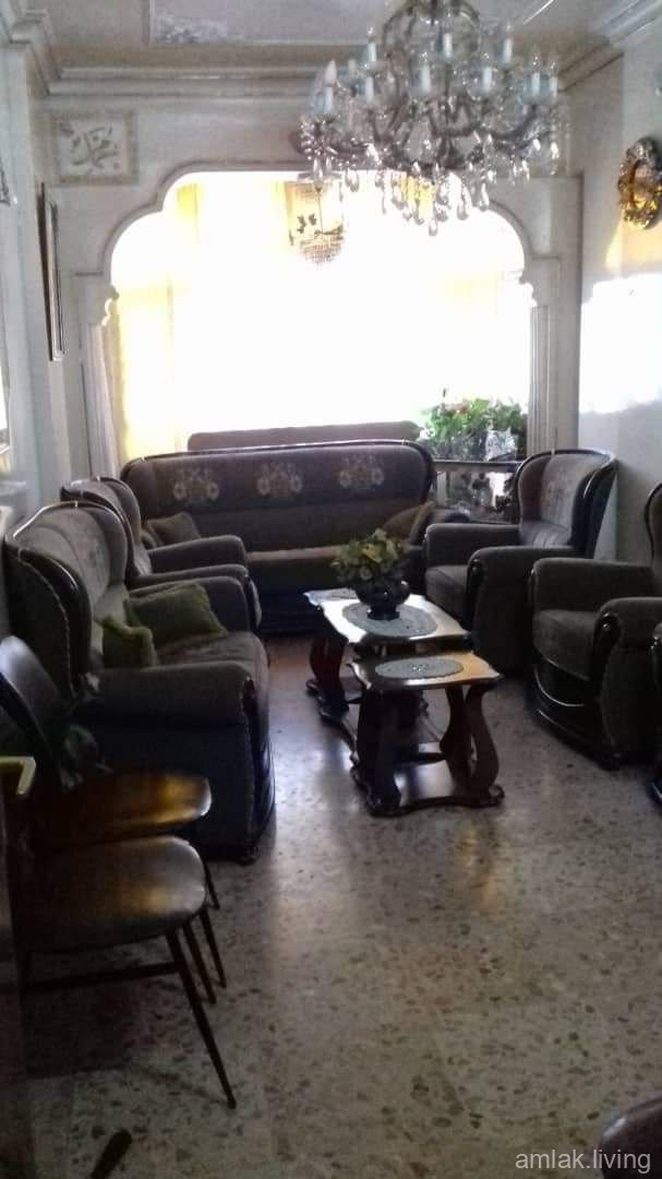 شقة للبيع الزاهرة القديمة مقابل فلافل الجسر 
