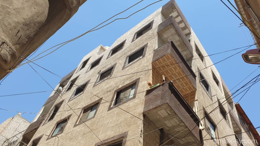 3 شقق بلاطة وحدة بمجموع 204م في ببيلا للبيع (749)