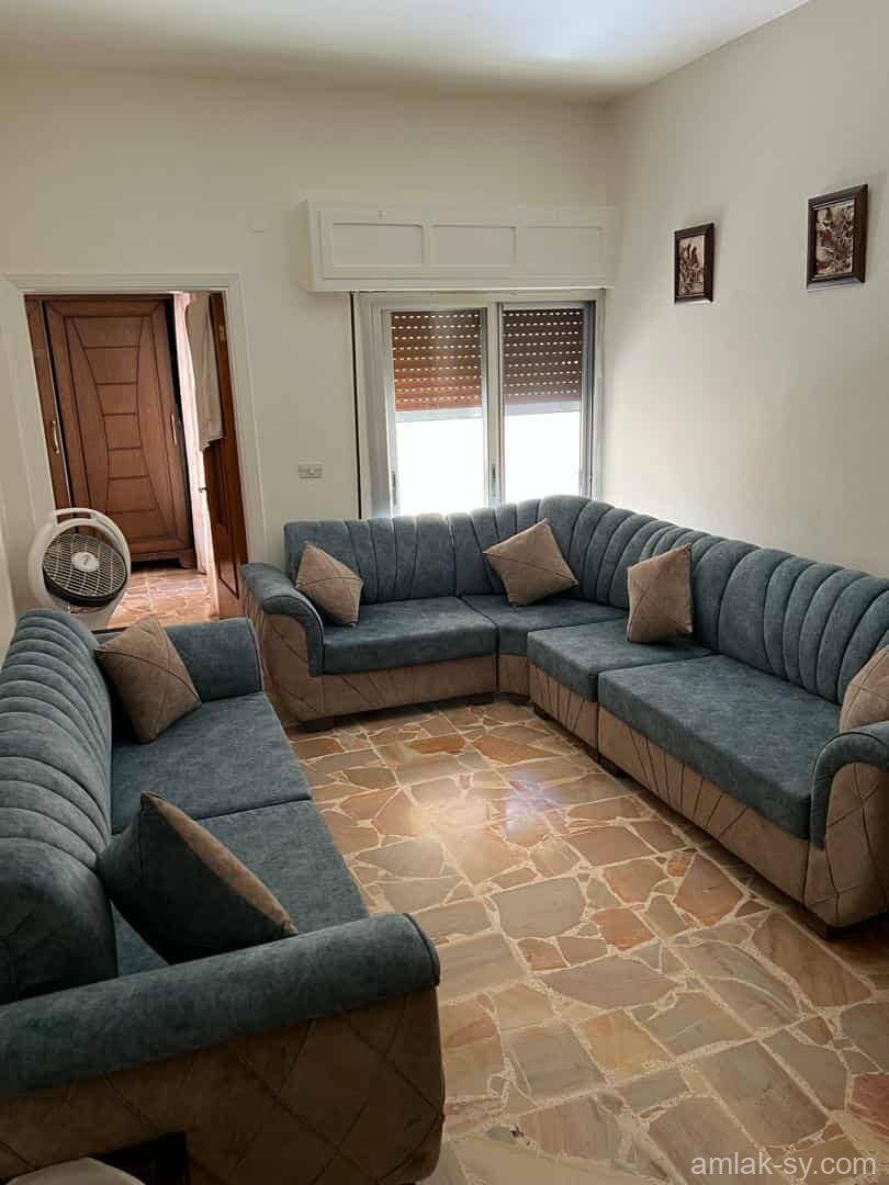 شقة 150م أرضية مع حديقة في مزة شيخ سعد للبيع