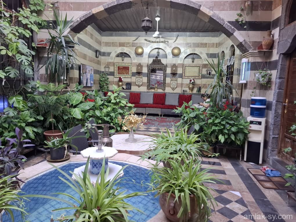 بيت عربي 200م في الشاغور للبيع