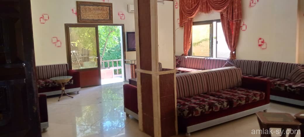 فيلا 300م على ارض بمساحة 1200م في بقين للبيع