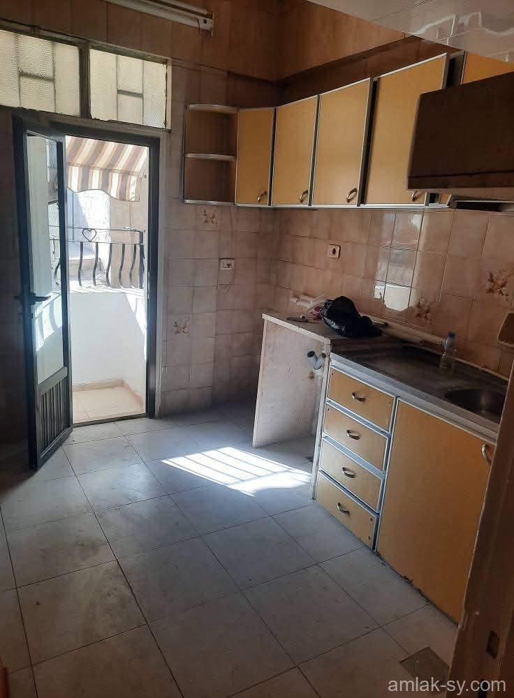 شقة فاضية للأجار في ركن الدين شارع أسد الدين