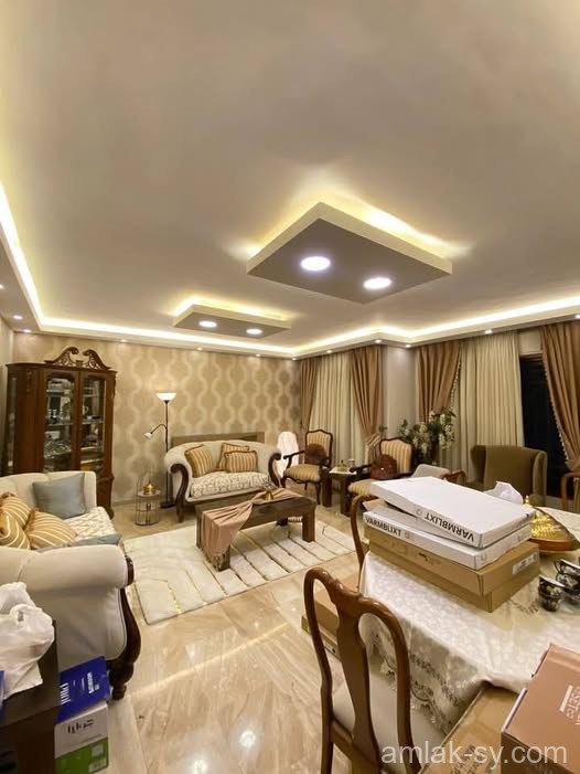 شقة 220م قرب وزارة الثقافة في المالكي للبيع