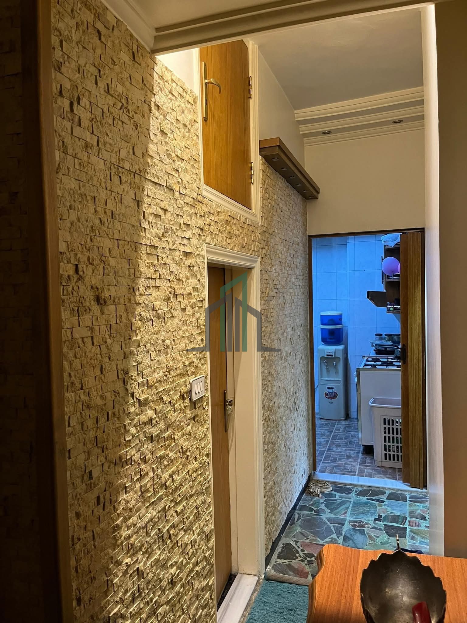 شقة غربية للبيع 75 م - شارع فارس الخوري