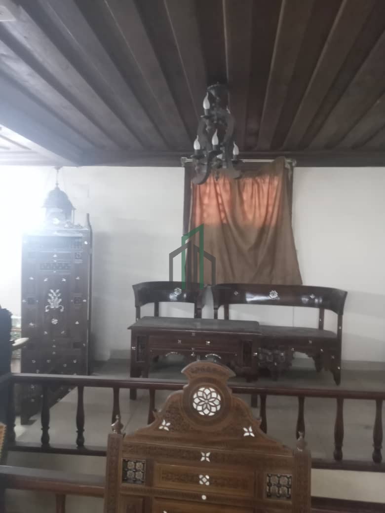 محل 45م يصلح صيدليه او اي عمل تجاري في القيمرية للبيع