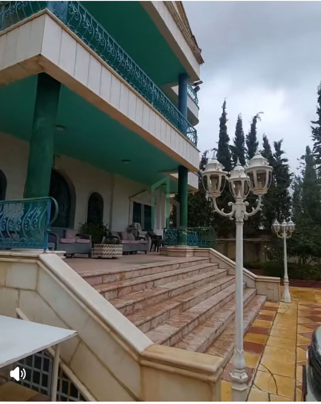 فيلا للبيع 2000 م - جديدة عرطوز البلد طريق السرايا