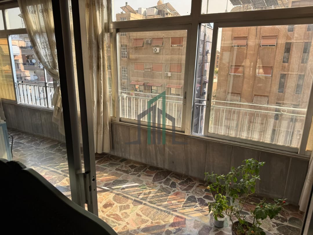 شقة للبيع 200 م جنوبية شرقية شمالية- ريف دمشق ركن الدين خلف جامع طارق بن زياد