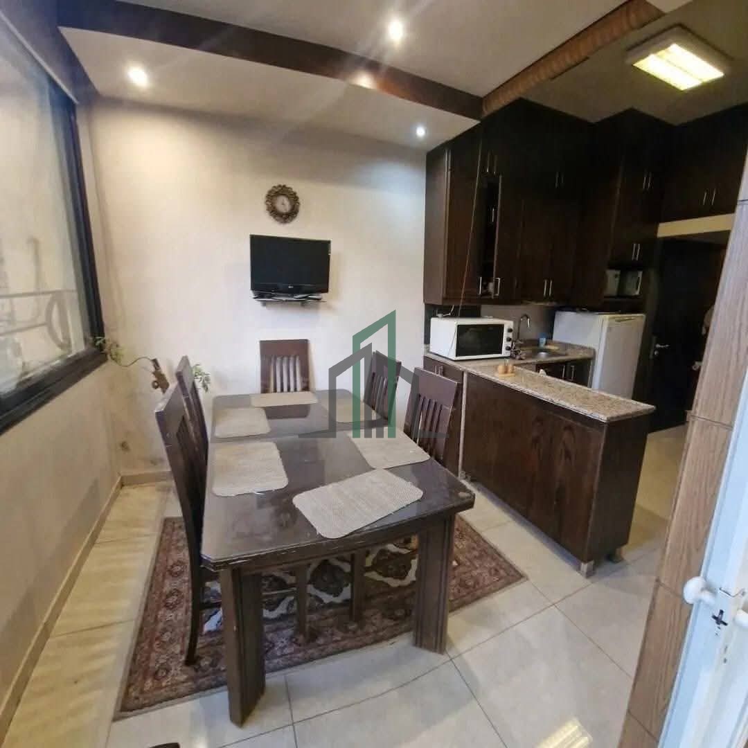 شقة للاجار 100 م - دمشق- اتستراد المزة -طريق القدوم من ساحة الأمويين