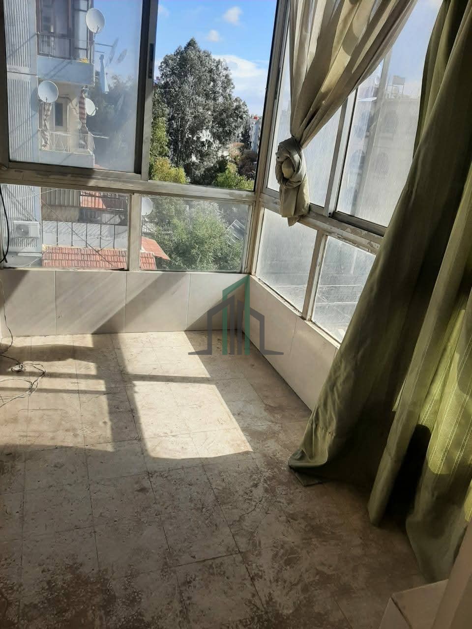 شقة للبيع 100 م - دمشق- مساكن برزة قرب الفرن