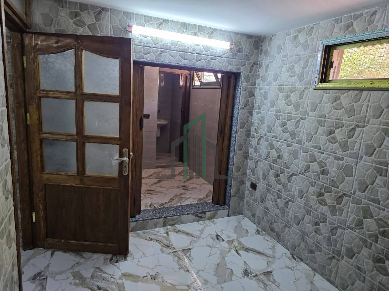 شقة للبيع ـ ريف دمشق ـ حرستا الجزيرة B3