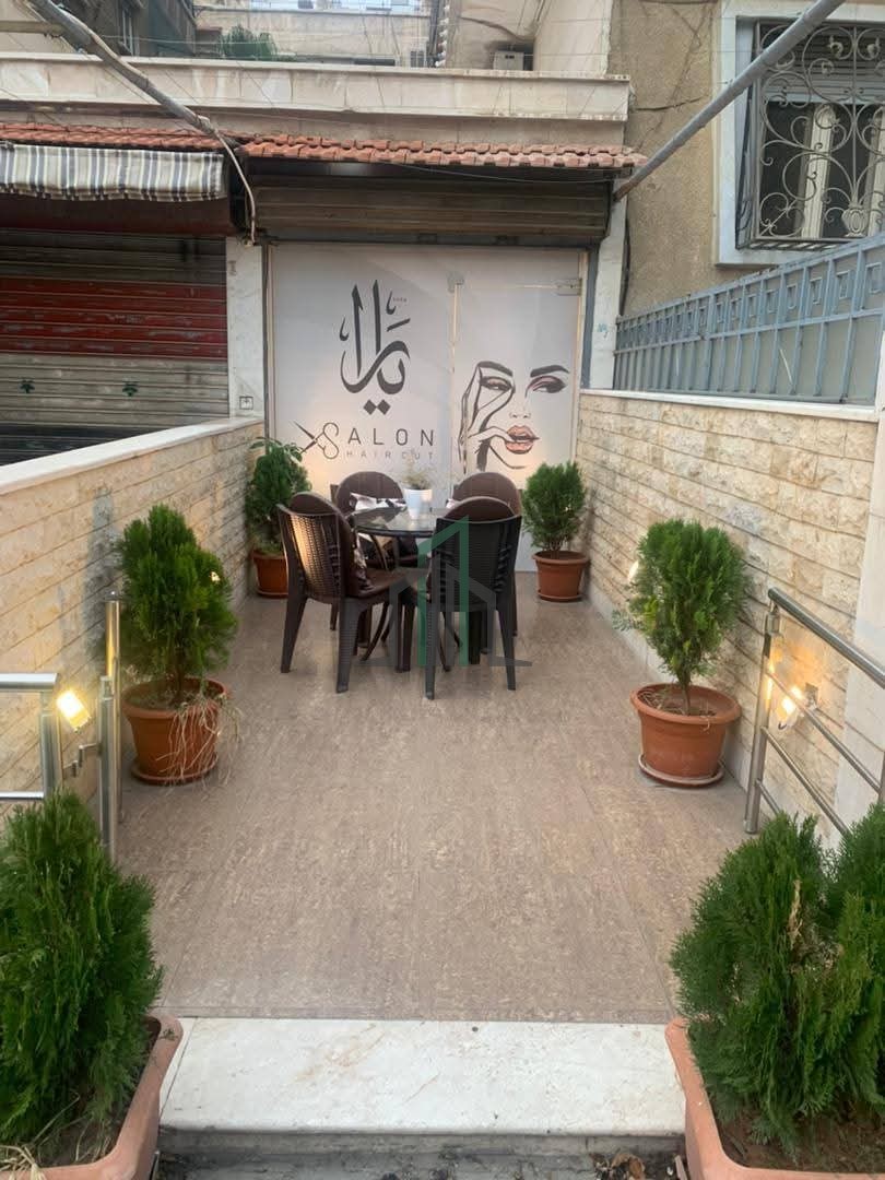 محل للبيع 30 م- دمشق- ابو رمانة مقابل موقف نورا