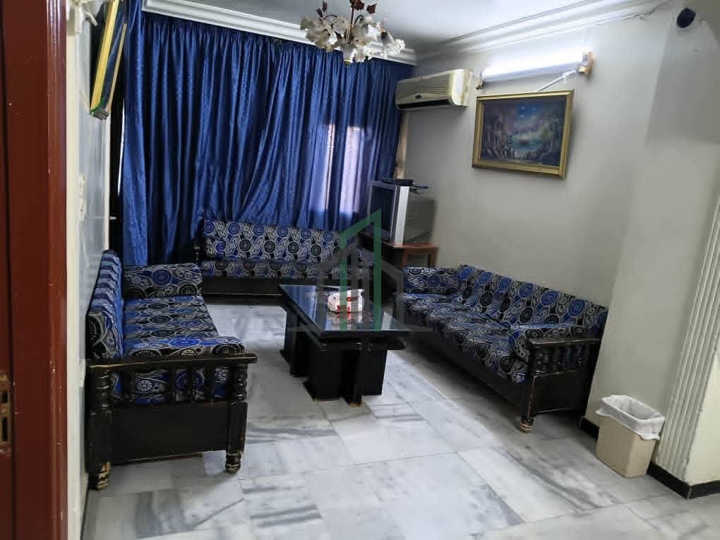 شقة للأجار 90 م - دمشق- المزة الشيخ سعد جانب دوار حفار