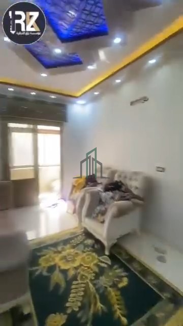 شقة غربية للبيع  ريف دمشق -صحنايا غرب دوار الساعة